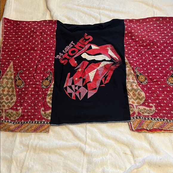 Up cycled Rolling Stones tour tee - Picture 4 of 6